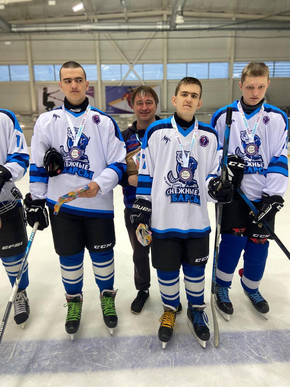 Обучающиеся школы приняли участие в VI Всероссийском Фестивале по адаптивному хоккею.